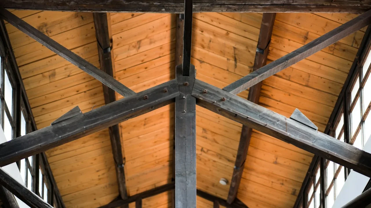 Ceiling Height and Atmos: What Works