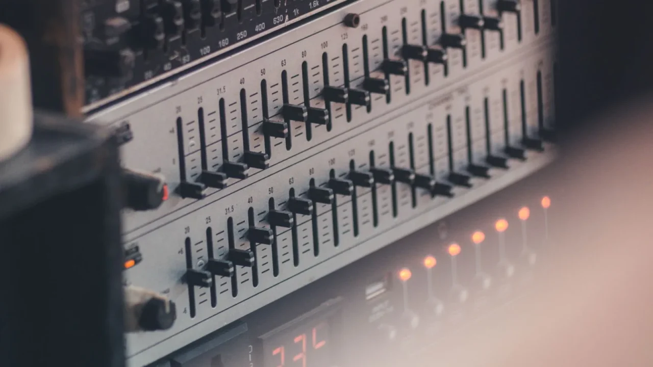 Setting the Crossover Frequency