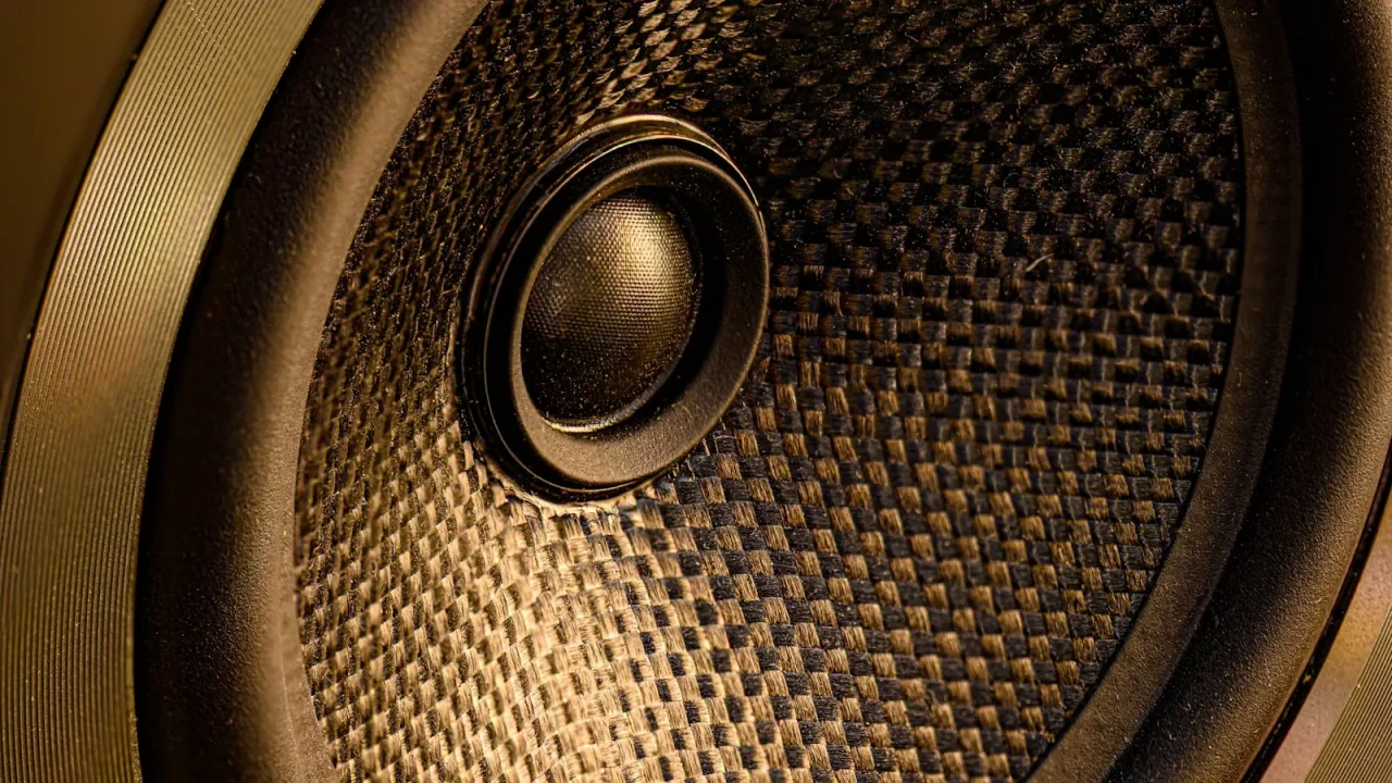 Soundbars With Built-In Subwoofers: The Trade-Off