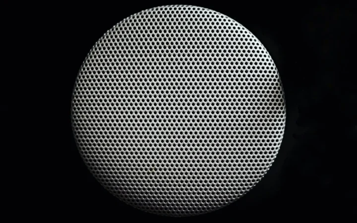 Subwoofer Driver Size: 6, 8, or 10 Inch