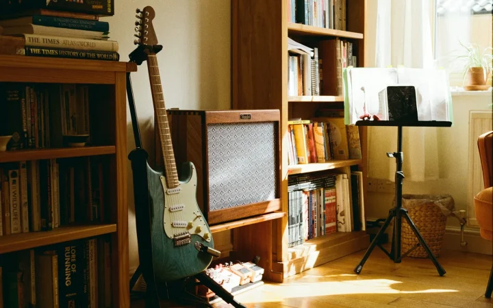 Adding Wireless Rear Speakers to a Soundbar
